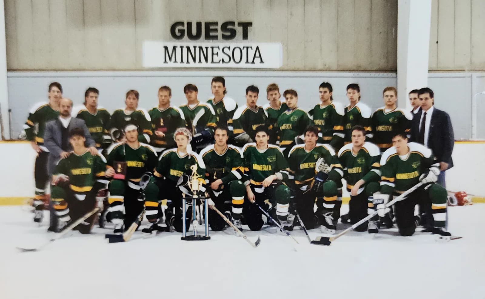 Team Minnesota roster photo, Chicago Showcase for high school seniors, 1989 — Mike Schwartz, head coach